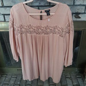 Torrid Peach Top